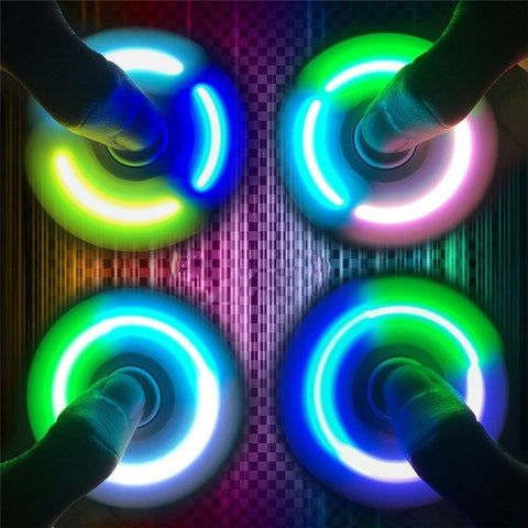 Pudcoco 3D Figit LED light Tri Hand Finger Spinner Figet Spin Pocket EDC ADHD Toys Color Random - spincart